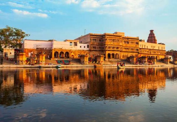 Delhi Agra Jaipur Varanasi Tour